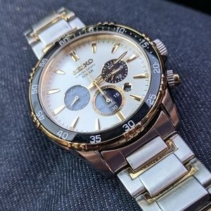 Seiko chronograph solar watch